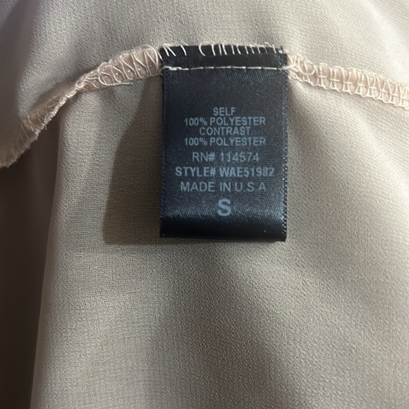 Anthropologie sheer asymmetric swing top, Sz Sm - Picture 4 of 4